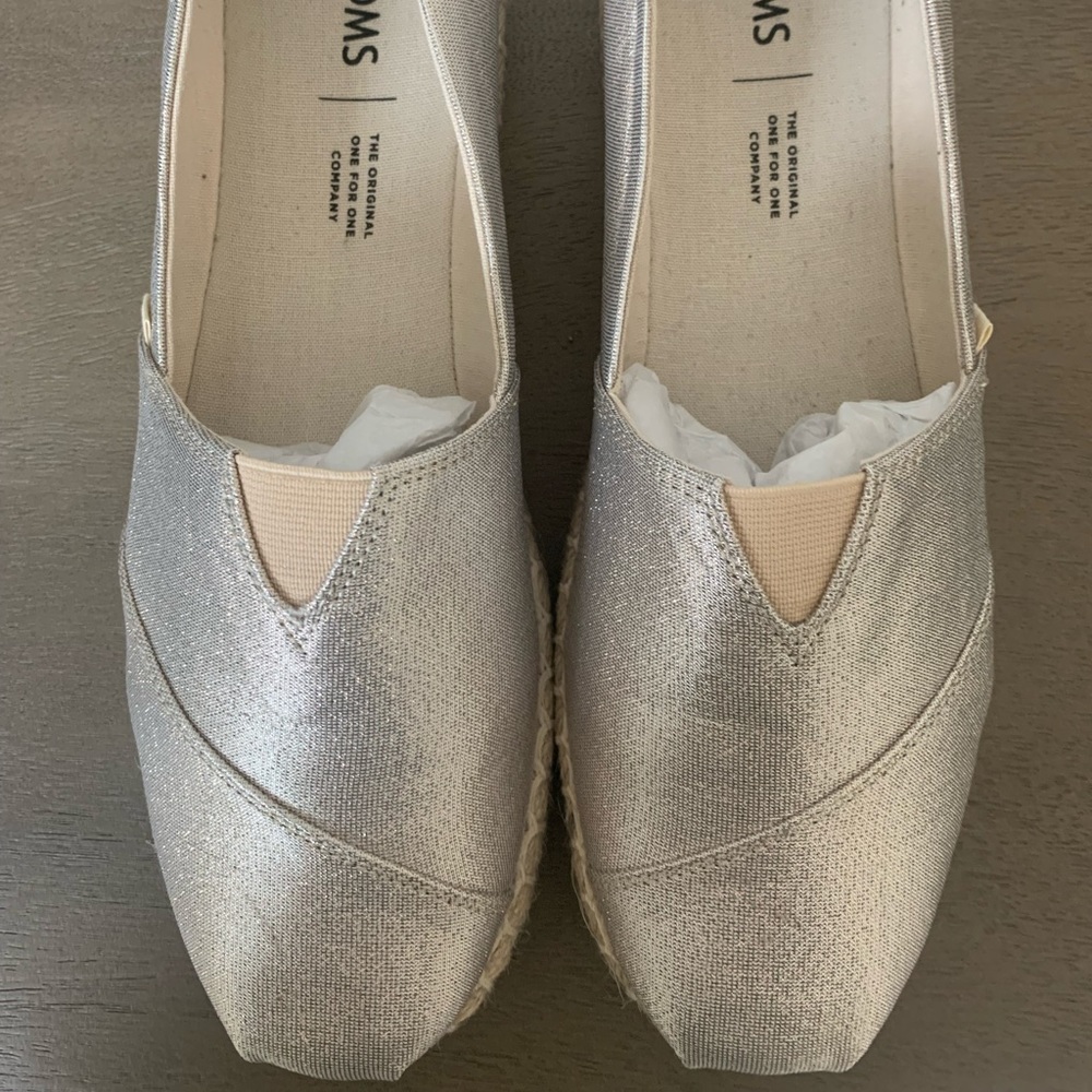 TOMS Platform slip on Sparkle woven size W9